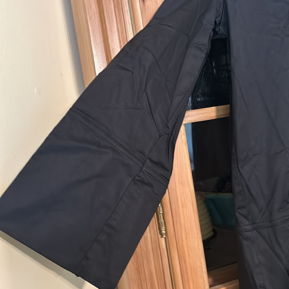 POMANDER PLACE
Black Roxanne Dress - Picture 7 of 11